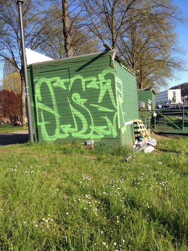Graffiti Bombing - Photo by teaka - IMC