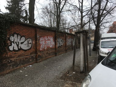 Graffiti Bombing - Photo by teaka - imc