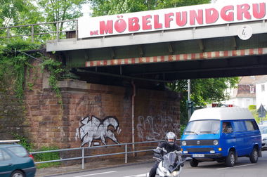 Graffiti Bombing - Photo by teaka - IMC