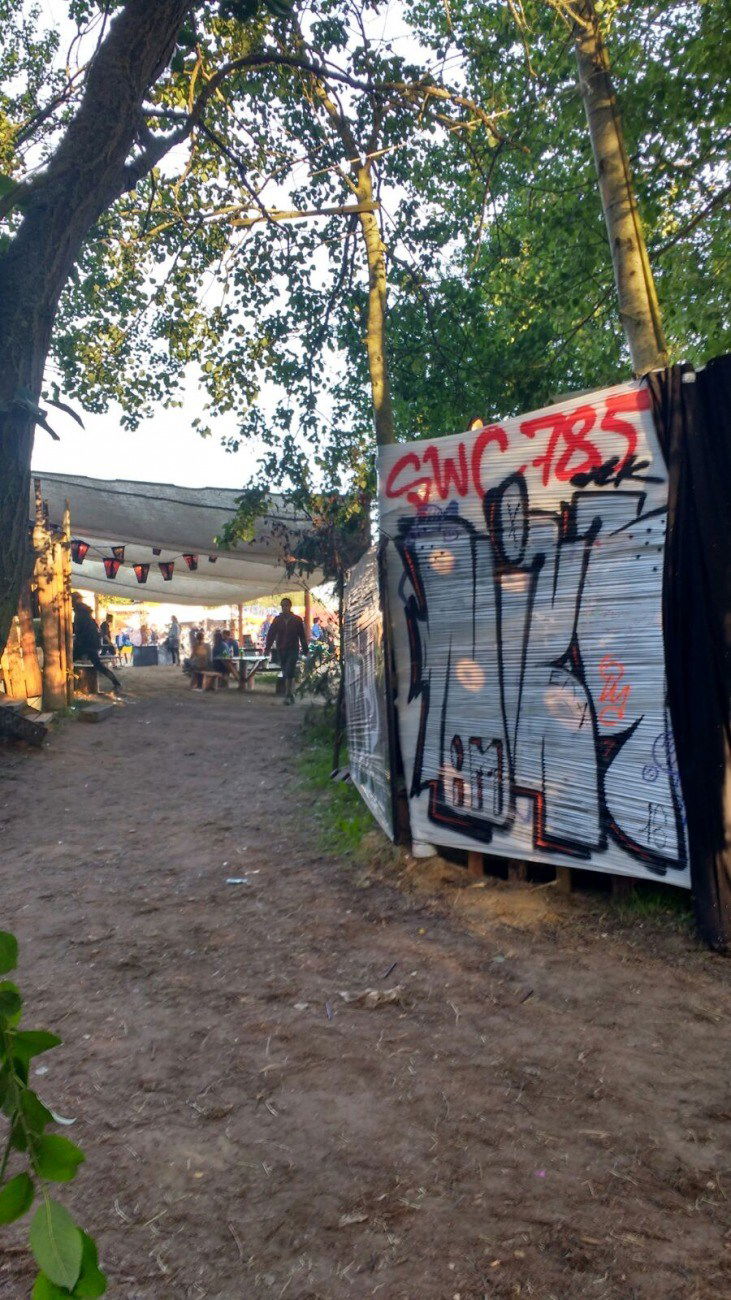 Graffiti Bombing - Photo by teaka - imc