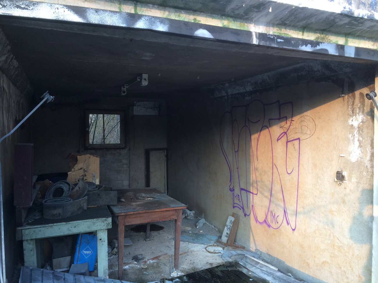 Graffiti Bombing - Photo by teaka