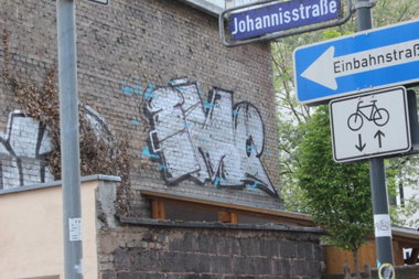Graffiti Wall - Photo by teaka - imc