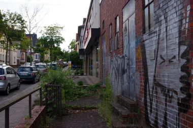 Graffiti Bombing - Photo by teaka - IMC