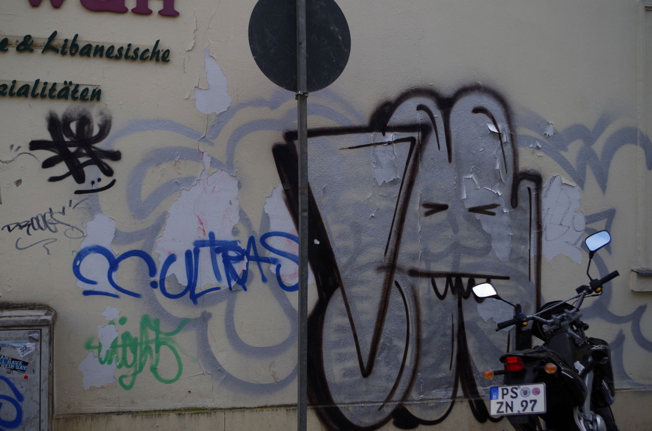 Graffiti Bombing - Photo by teaka - IMC