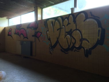 Graffiti Bombing - Photo by teaka - IMC