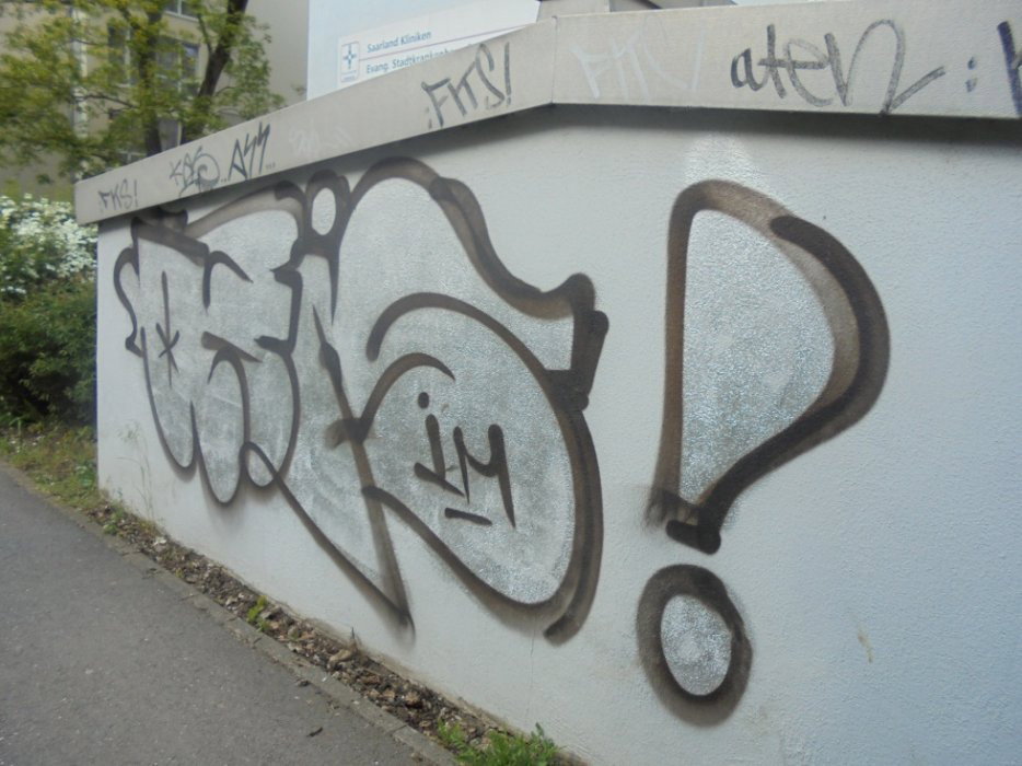 Graffiti Wall - Photo by teaka - imc