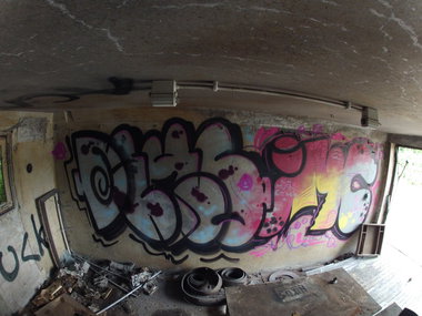 Graffiti Bombing - Photo by teaka - imc