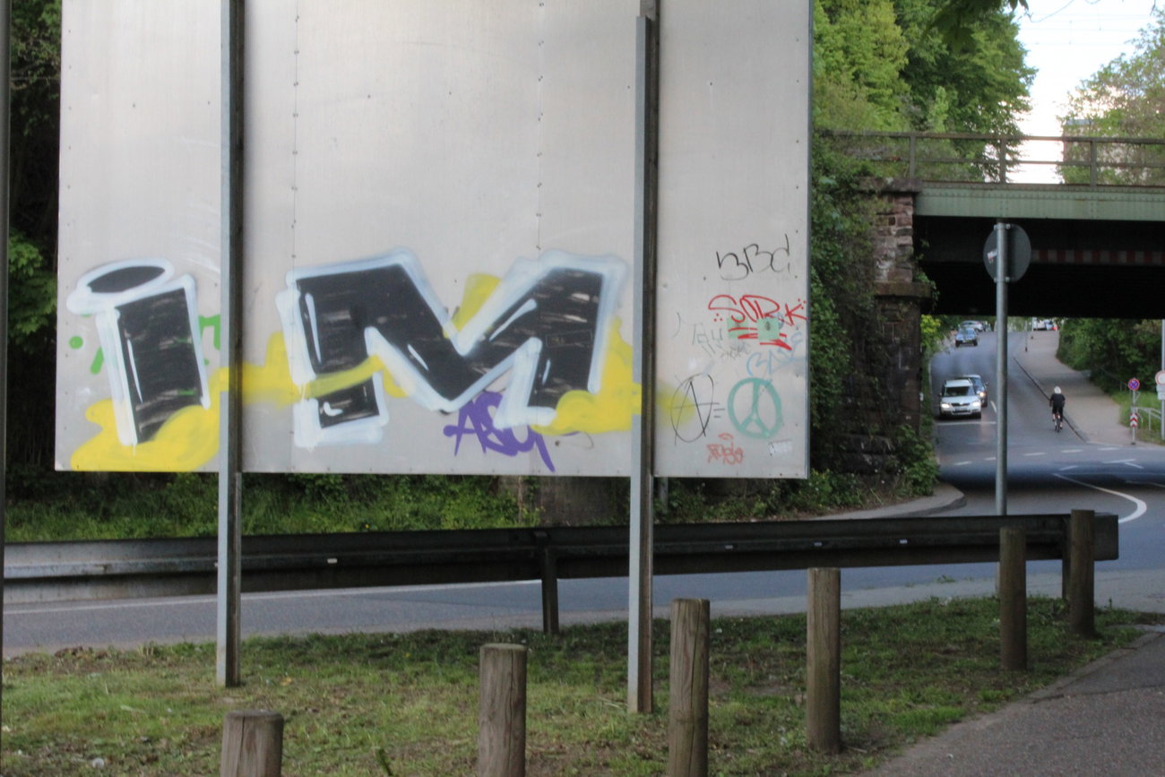 Graffiti Wall - Photo by teaka - imc