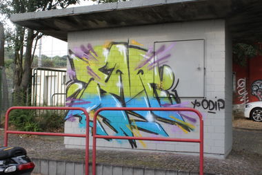 Graffiti Wall - Photo by teaka - imc