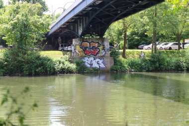 Graffiti Wall - Photo by teaka - imc