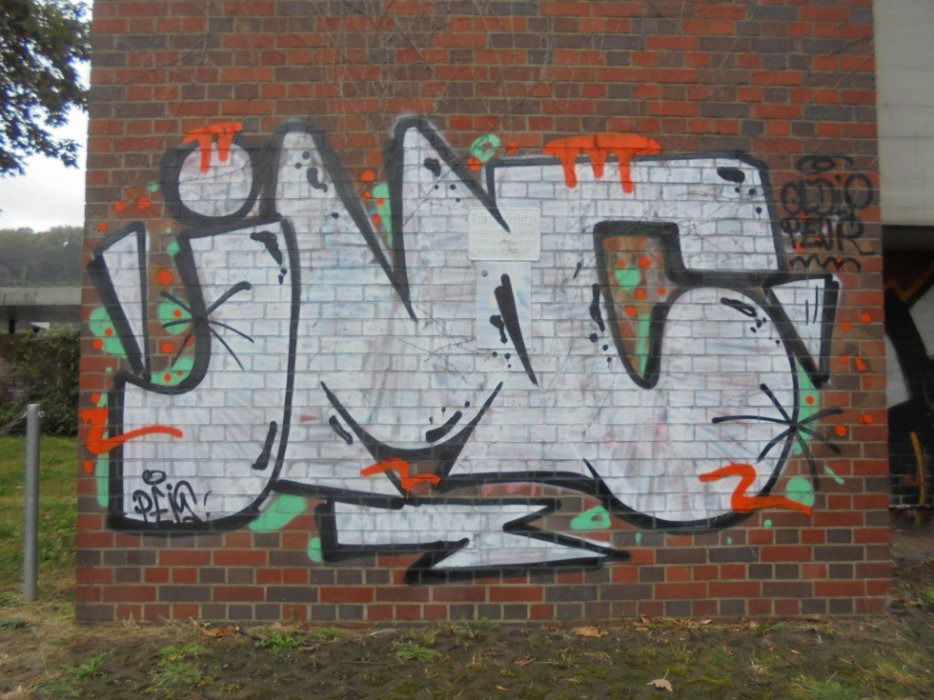 Graffiti Wall - Photo by teaka - imc