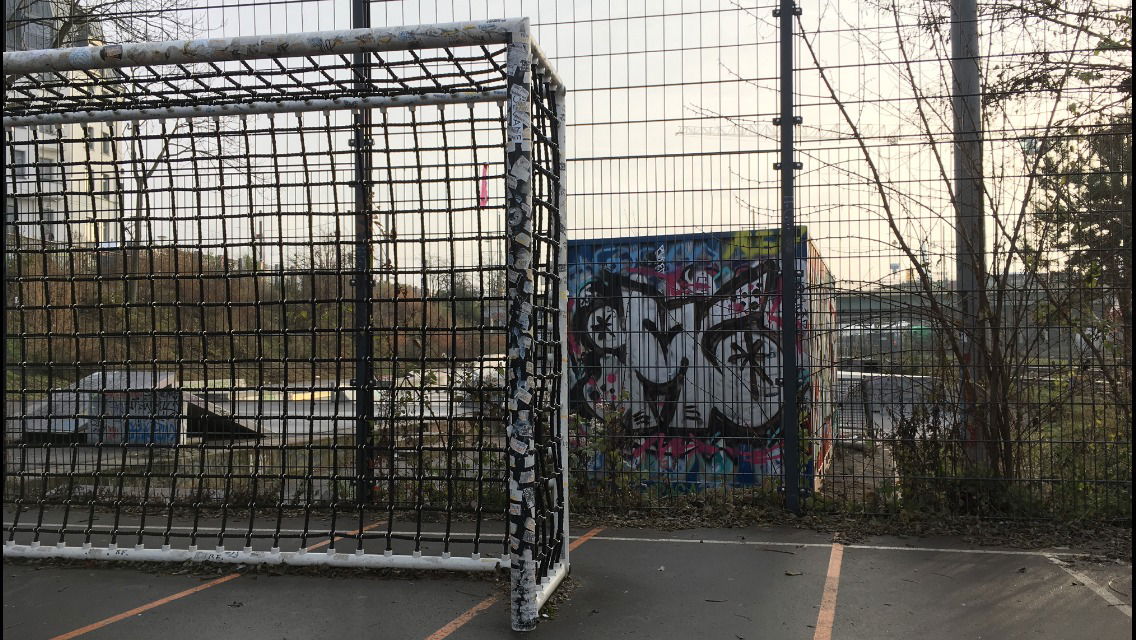 Graffiti Bombing - Photo by teaka - imc