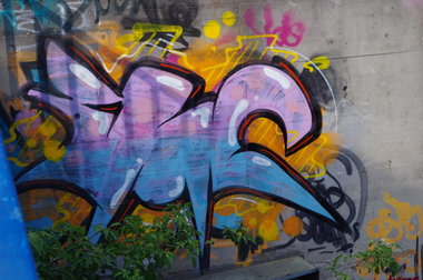 Graffiti Bombing - Photo by teaka - IMC