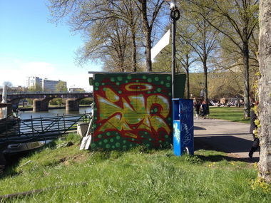 Graffiti Bombing - Photo by teaka - IMC