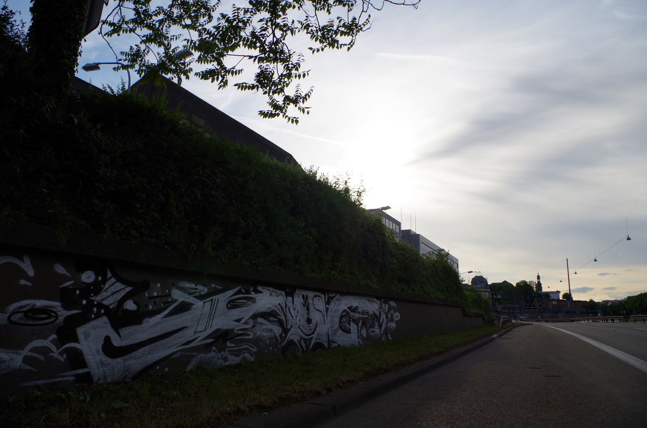 Graffiti Bombing - Photo by teaka - IMC