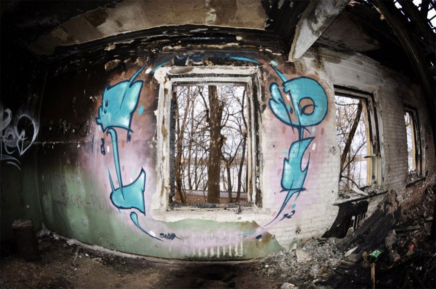Graffiti Bombing in Tver - Photo by tedf (2012)