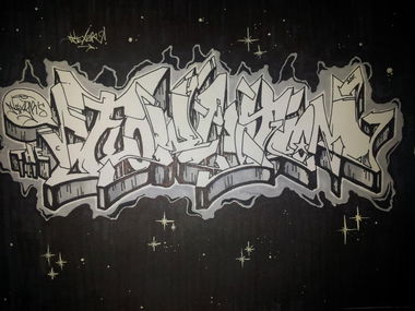 Graffiti Sketch - Photo by teksor - Flowmotion, blackbook