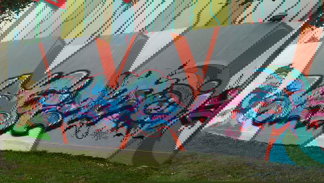 Graffiti Wall - Photo by theNASTIone - nastione, wb, jayt (2013)