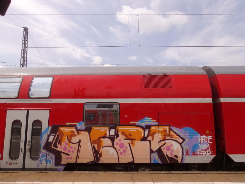 Graffiti Train - Photo by thegraffspotter - mers