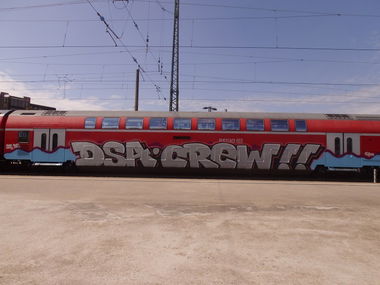 Graffiti Train - Photo by thegraffspotter - dsa, dsa, crew (2013)