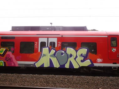 Graffiti Train - Photo by thegraffspotter - kore, dsa