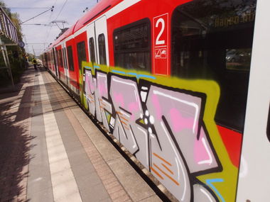 Graffiti Train - Photo by thegraffspotter - mers, s8
