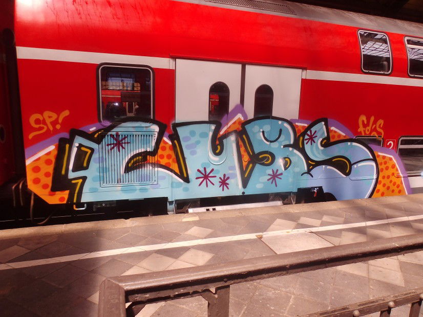 Graffiti Train - Photo by thegraffspotter - cubs