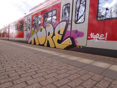 Graffiti Train - Photo by thegraffspotter - kore