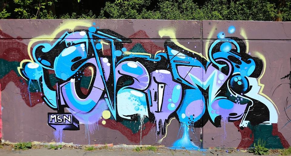 Graffiti Wall - Photo by thegraffspotter - Shom (2014)