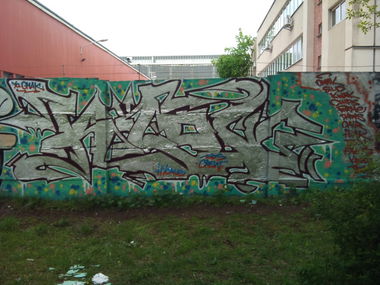 Graffiti Wall - Photo by thenature - CLOK, TODS