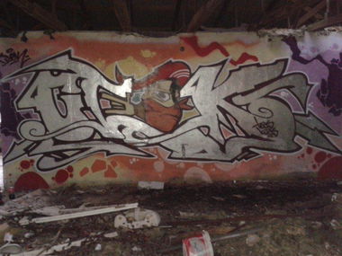 Graffiti Wall - Photo by thenature - CLOK, TODS