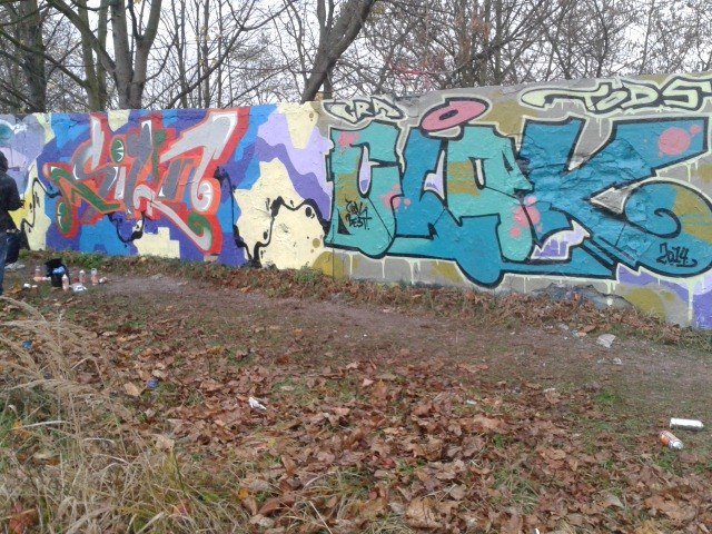 Graffiti Wall - Photo by thenature - SILD, CLOK, TODS