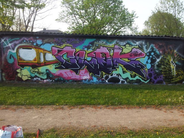 Graffiti Wall - Photo by thenature - CLOK, TODS