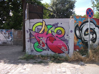 Graffiti Wall in Hungary - Photo by thirteen