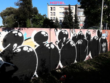 Graffiti Bombing - Photo by thule