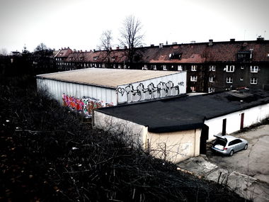Graffiti Photo by thule - trainline, rooftop, chrome (2016)