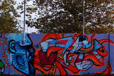 Graffiti Wall - Photo by timmy