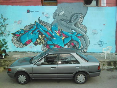 Graffiti Wall - Photo by tipex - tipex (2013)