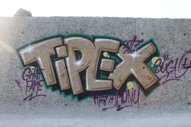 Graffiti Wall - Photo by tipex (2017)