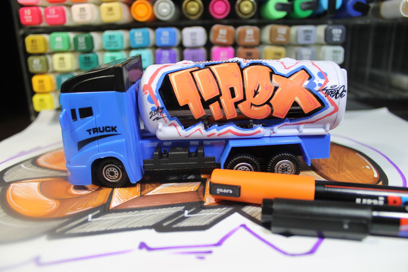 Graffiti Artwork - Photo by tipex (2017)