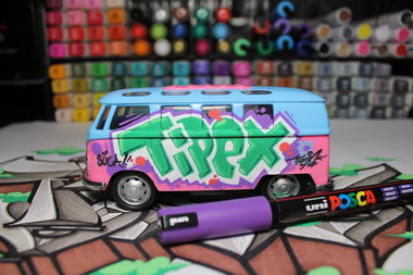 Graffiti Sketch - Photo by tipex