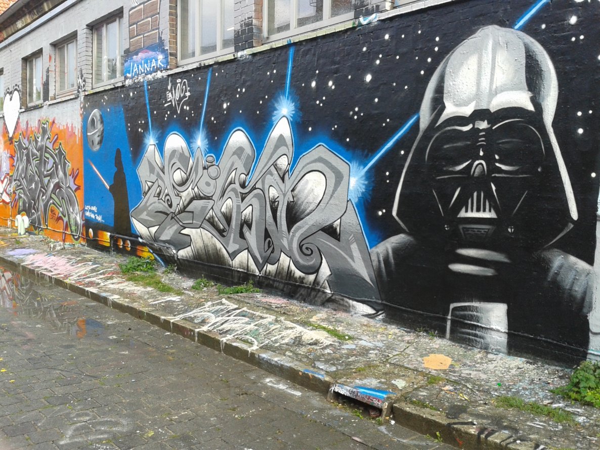 Graffiti Wall - Photo by tobias1896