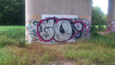 Graffiti Wall in Göttingen - Photo by tok - tok, nero, kero (2013)