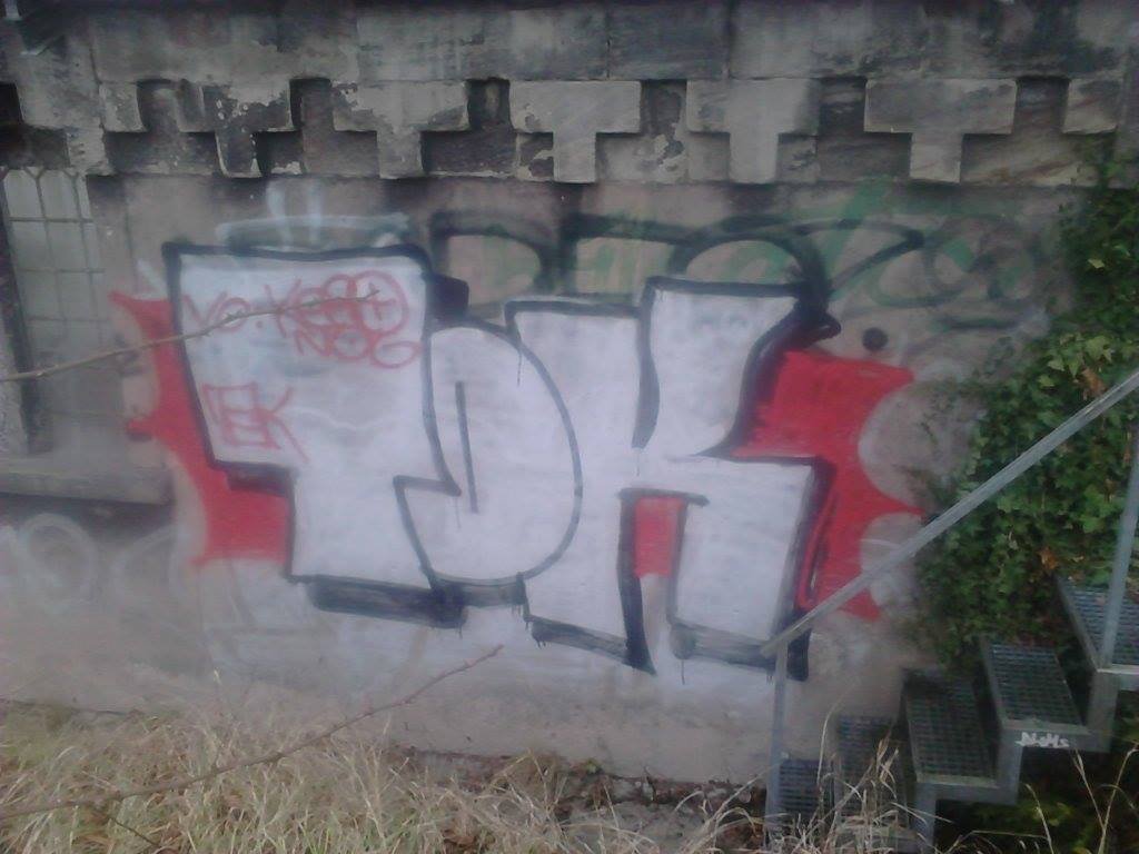 Graffiti Bombing in Göttingen - Photo by tok - tok, kero, asek (2013)