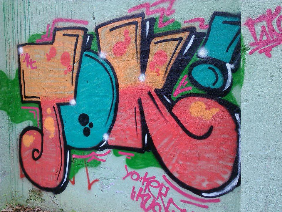 Graffiti Bombing - Photo by tok - tok, kero, kush (2014)