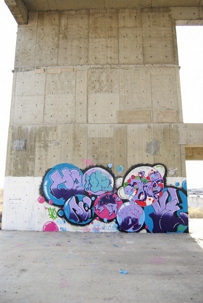Graffiti Wall - Photo by tolstuyMONTHY