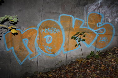 Graffiti Bombing in Kassel - Photo by tomdoppelkom - noks34, t43 (2012)