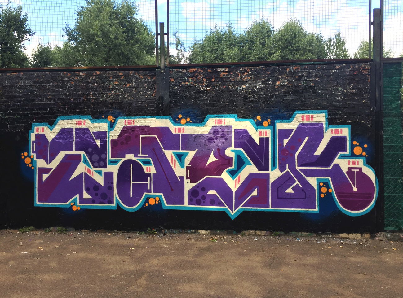 Graffiti Wall in Минск - Photo by tonecktabz - tabz, tnek, tonke