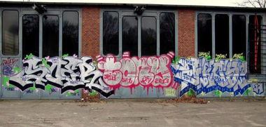 Graffiti Bombing in HAMBURG - Photo by tony301 - SOER, FROST, RSK