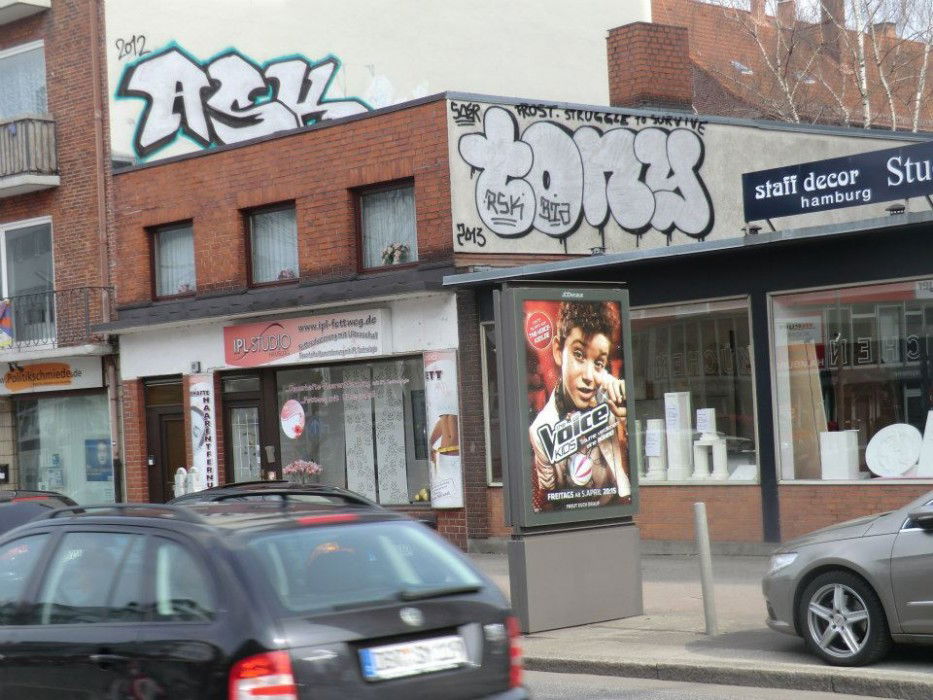 Graffiti Bombing in HAMBURG - Photo by tony301 - FROST, SOER, RSK